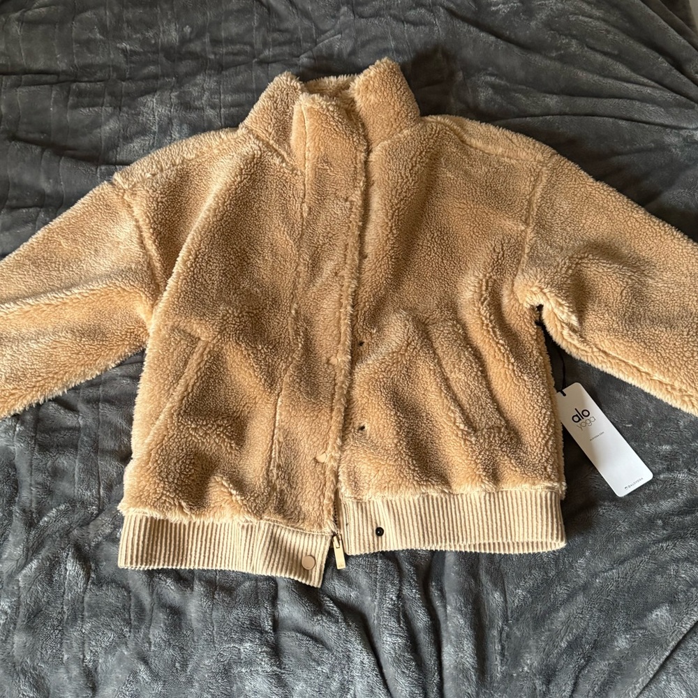 Alo yoga Sherpa Varsity Jacket